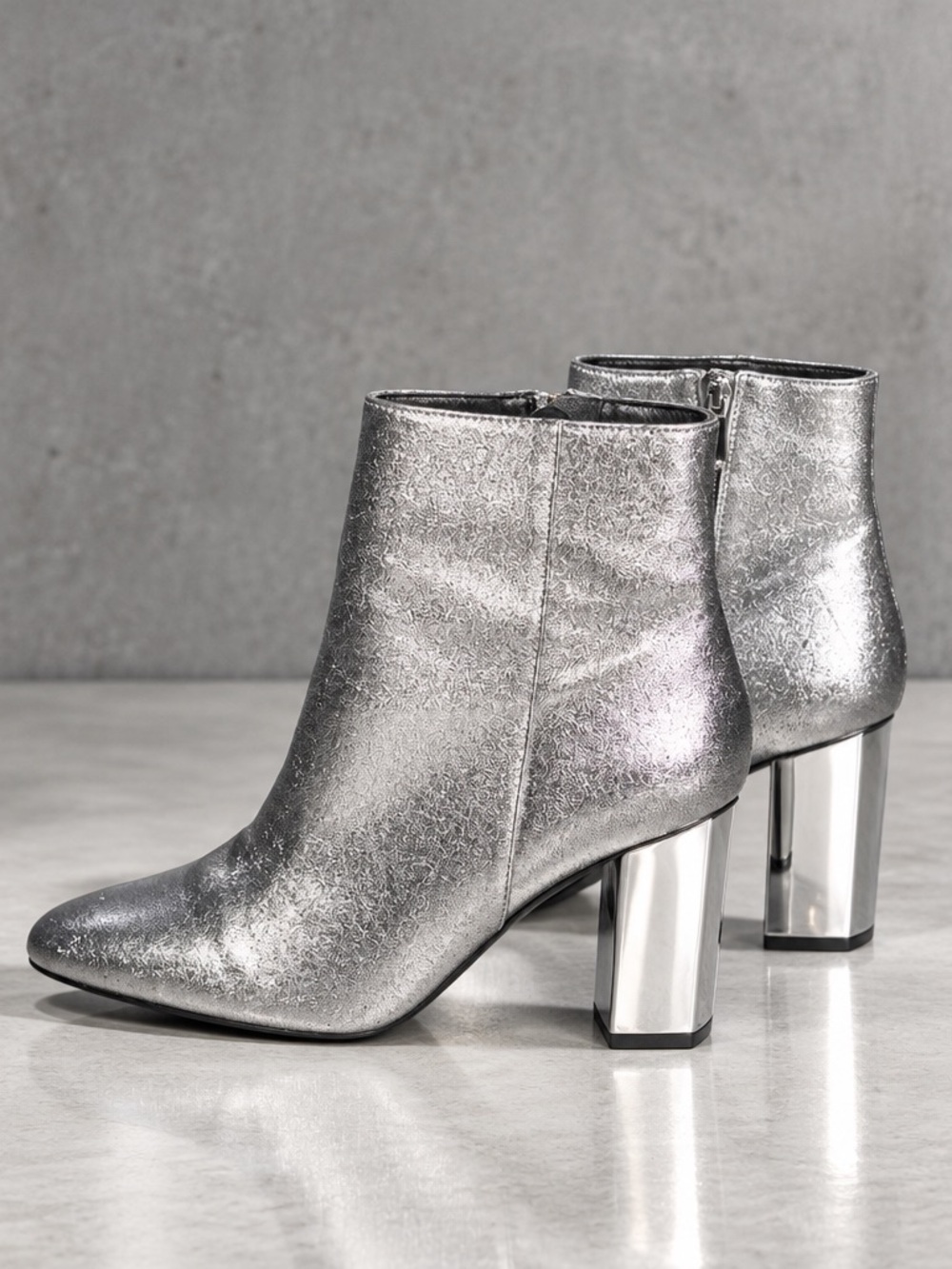 MICHAEL Michael Kors Petra Silver Metallic Leather Dress Bootie Size 7.5